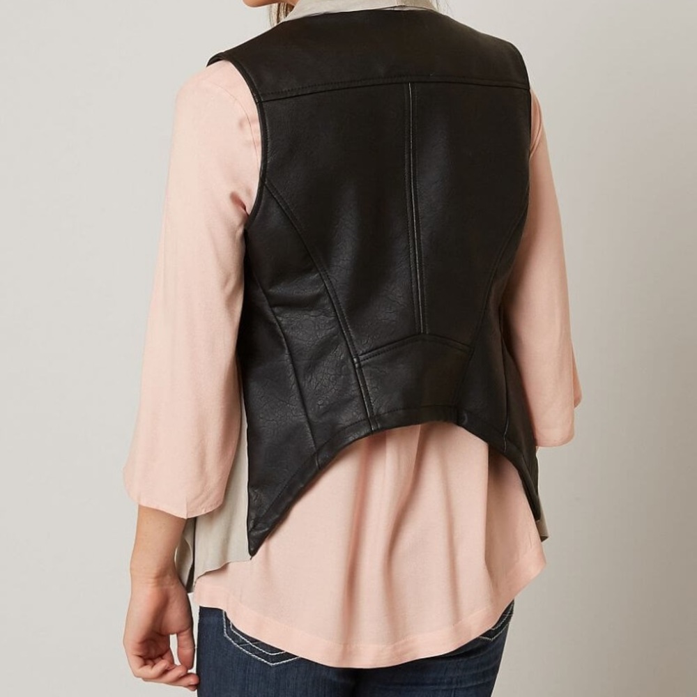 Pieced vest - Picture 2 of 3